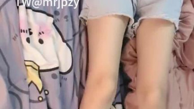 레드걸[동양야동] ✨상큼한 순욕소녀✨교화급 막내 동생, 뽀얀 몸매, 뽀얀 토끼 아장아장 눈도장, 복숭아 엉덩이는 어린 나이에 아빠 모양 그대로