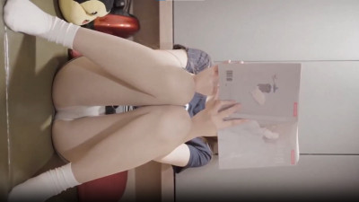 《만화방에서 숨죽이고 조용히 섹스》 [레드걸 한국야동,최신야동,무료야동]