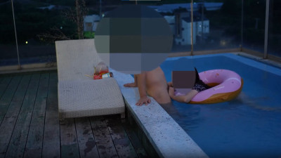 한국커플 풀빌라 팬션 수영장 야외섹스 [레드걸 한국야동,최신야동,무료야동]