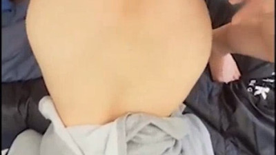 간댕이가 부은 야외섹스 커플 [레드걸 한국야동,최신야동,무료야동]