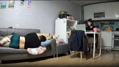 이쁘게 살찐 하체비만 미녀 [레드걸 한국야동,최신야동,무료야동]